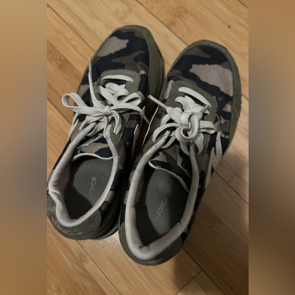 New Balance 501 Camo Sneakers – Men’s Size 7 / Women’s 8.5